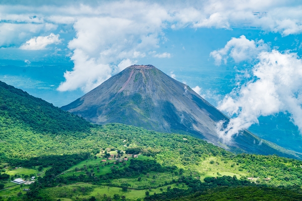 El Salvador: can gold mining be carried out without poisoning water?