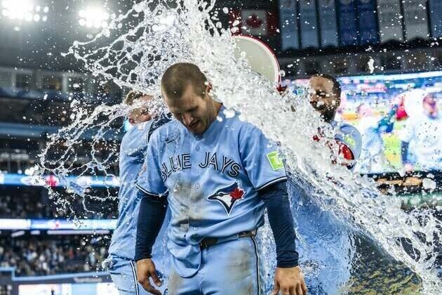 Jays' Daulton Varsho socks walk-off slam to beat Rays in 10