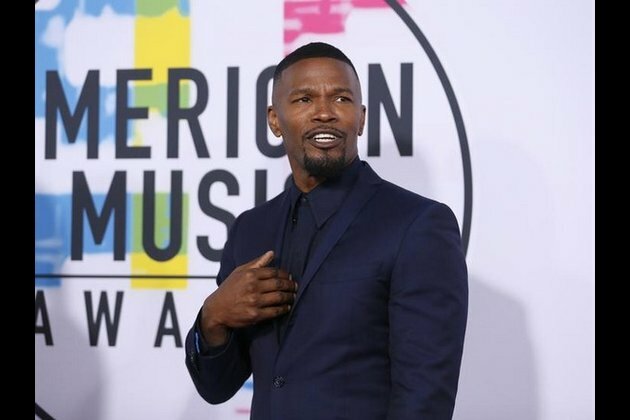Jamie Foxx defends Sela Vave after they were seen holding hands