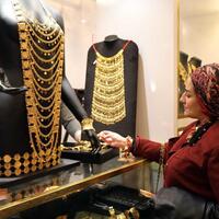 Mideast in Pictures: 3-day Iraq Jewelry Exhibition opens in Baghdad