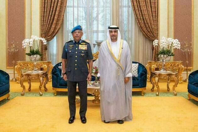 King of Malaysia receives UAE Ambassador on occasion of end of his tenure