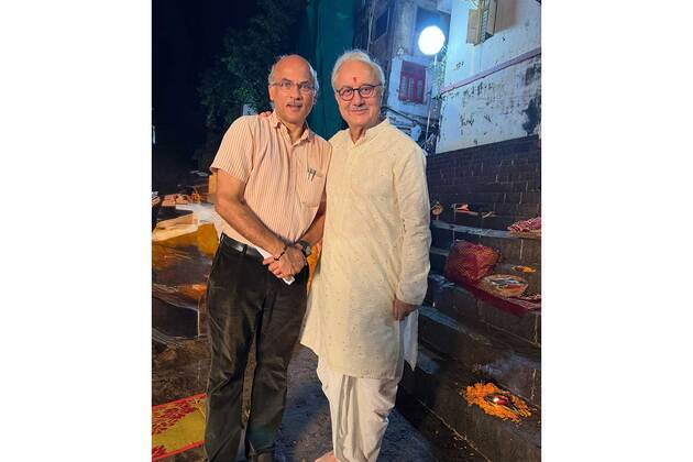 Anupam Kher wraps Sooraj Barjatya's 'Yeh Prem Mol Liya', calls it a film with "heart, grace and a story that touched me deeply"