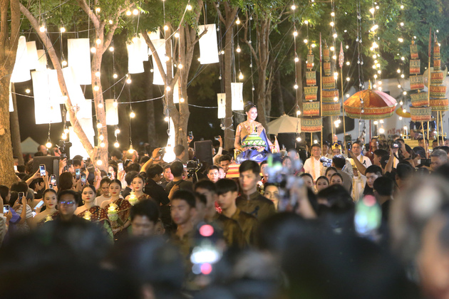 THAILAND-AYUTTHAYA-LOY KRATHONG-CELEBRATION