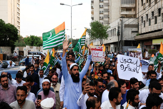 After talks, PoJK protesters, Islamabad come to negotiating table