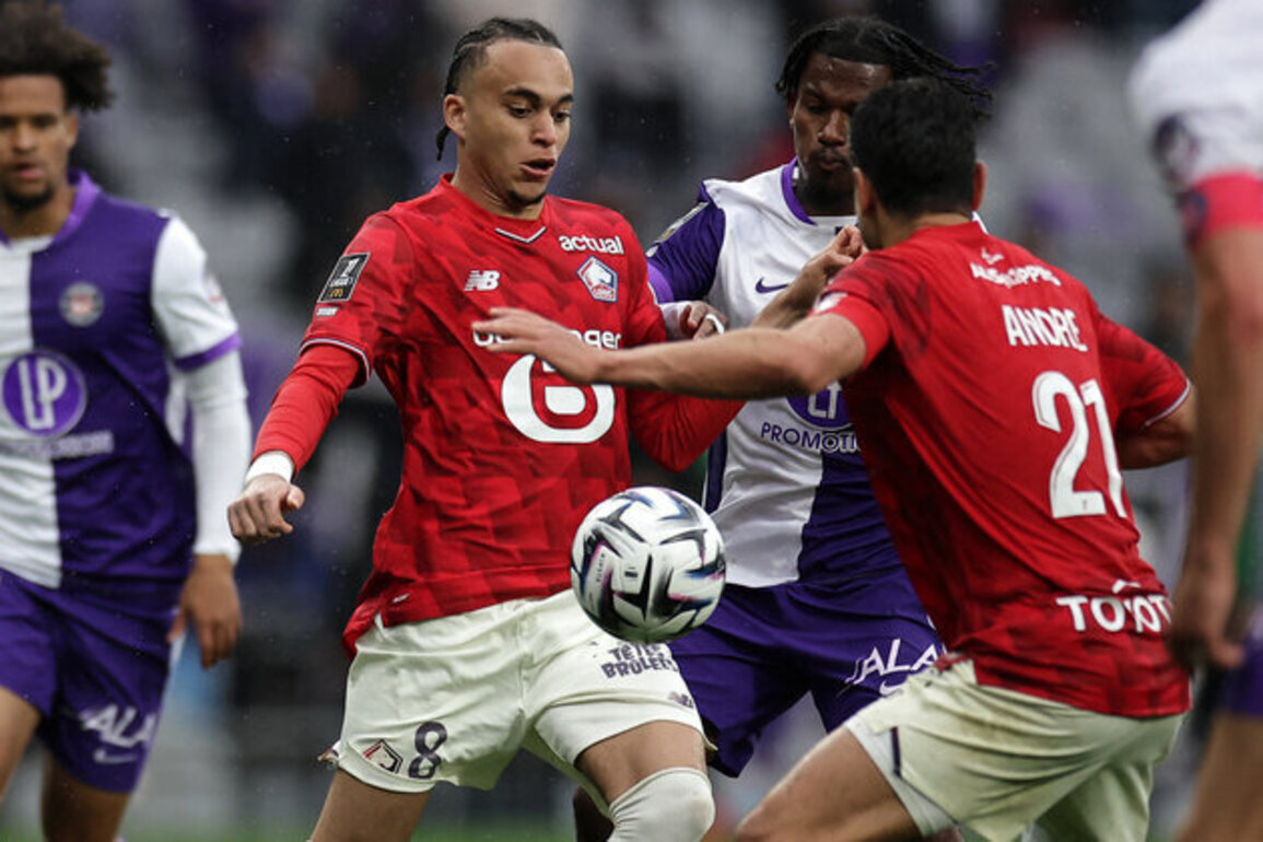 Lille beat Toulouse 4-0 to regain third in Ligue 1