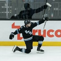 Surging Utah can pull closer to playoff berth vs. Chicago