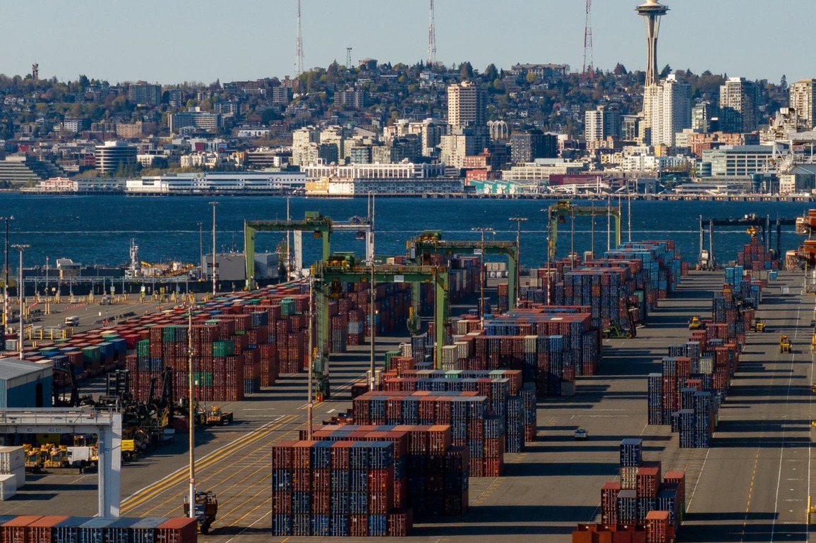 Trump tariffs will hurt lower income Americans more than the rich, study says