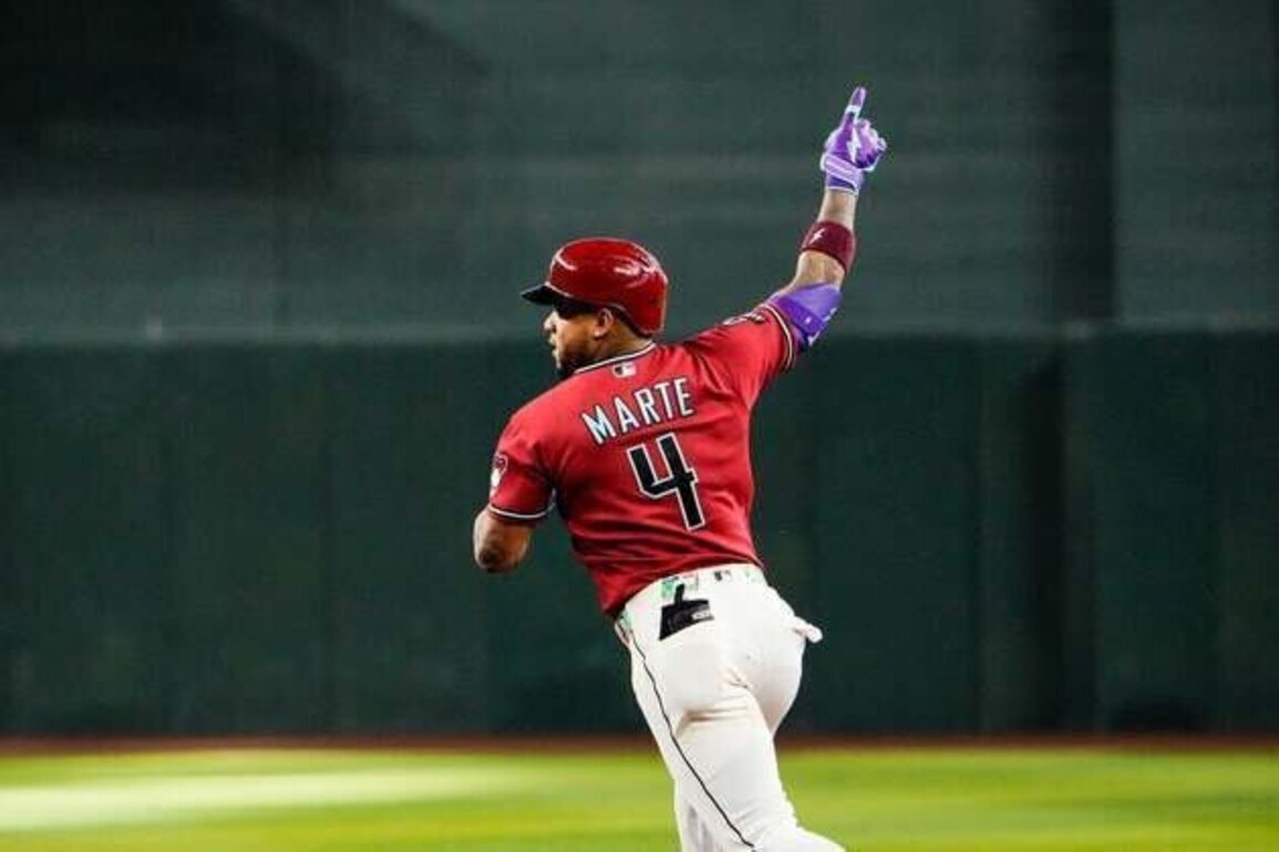 Ketel Marte, D-backs walk off Braves in 10th