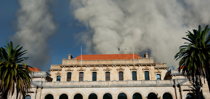 Breaking news: Environmentalists condemn WA govt as it handballs emissions assessment to Canberra