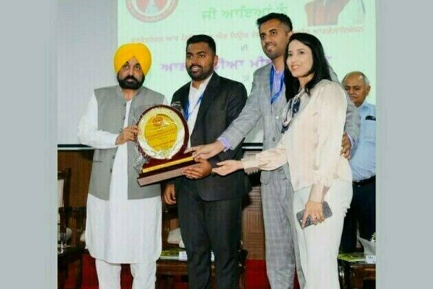 Healing Hospital receives award for the Best Hospital in Chandigarh from Punjab CM Bhagwant Mann