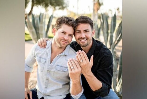 'Mean Girls' actor Jonathan Bennett exchanged vows with Jaymes Vaughan