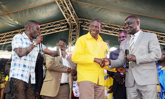 Ministers laud Saleh for incorporating artistes in wealth creation campaign Ministers laud Saleh for incorporating artistes in wealth creation campaign