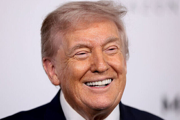 Trump jokes about adding three new US states