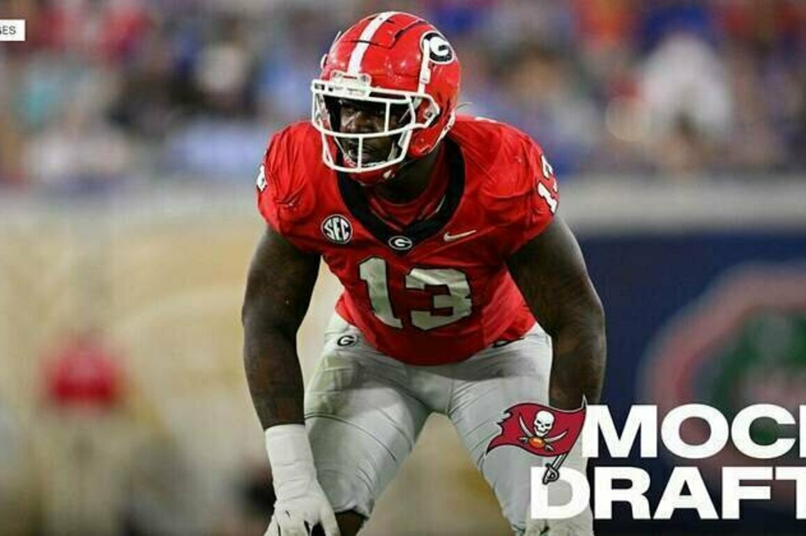 Buccaneers.com Mock Draft 4.0