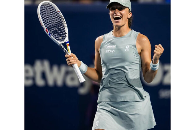 Iga Swiatek clinches first 2026 title, beats Rybakina in Canadian Open final