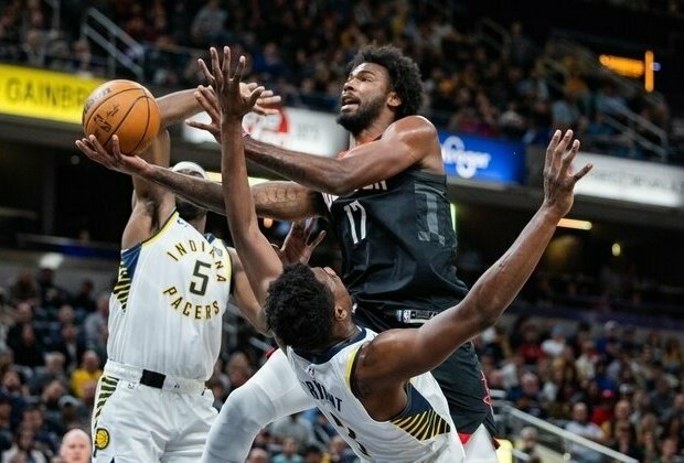 Tyrese Haliburton's latest double-double powers Pacers past Rockets