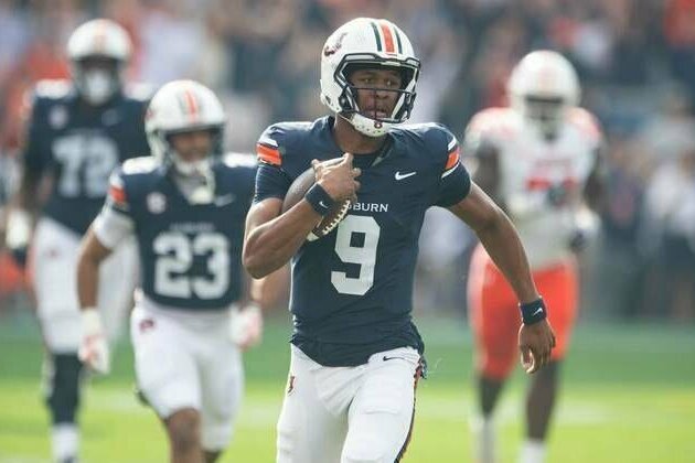 Deuce Knight's dynamic starting debut lifts Auburn over Mercer