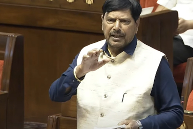 "Virodhi dalon ki raat ho rahi kaali": Ramdas Athawale backs Waqf Bill, takes on opposition with humorous couplets