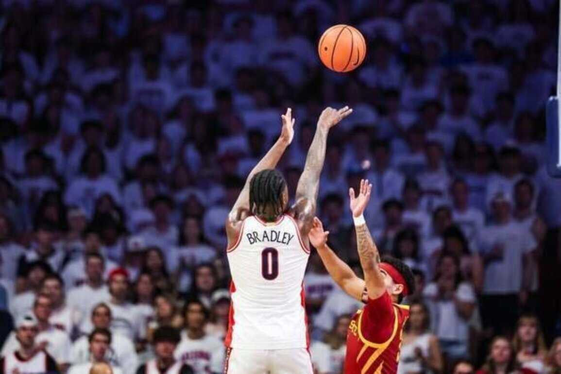Arizona, Iowa State get 'final four' trial in stacked Big 12 tourney