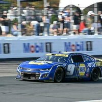 Chase Elliott bangs past Denny Hamlin for Hollywood Casino 400