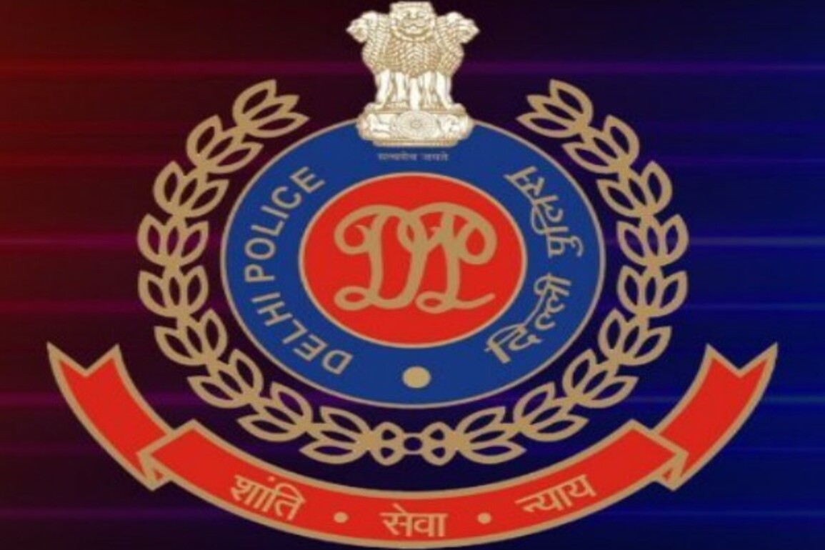Two major robberies reported in Ashok Vihar and Lahori gate
