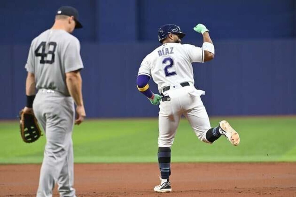 Rays shake up order, send Yankees to third straight loss