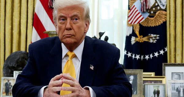 "Blockade will remain": Trump keeps pressure on Iranian ports despite Hormuz reopening