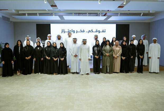 Hamdan bin Mohammed meets with top-performing school and university graduates