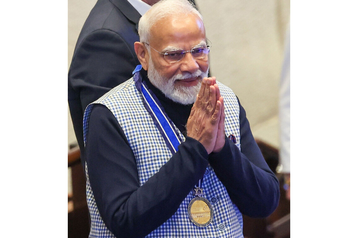 "Not tribute to an individual, but to enduring friendship between India and Israel": PM Modi after receiving "Speaker of the Knesset Medal"