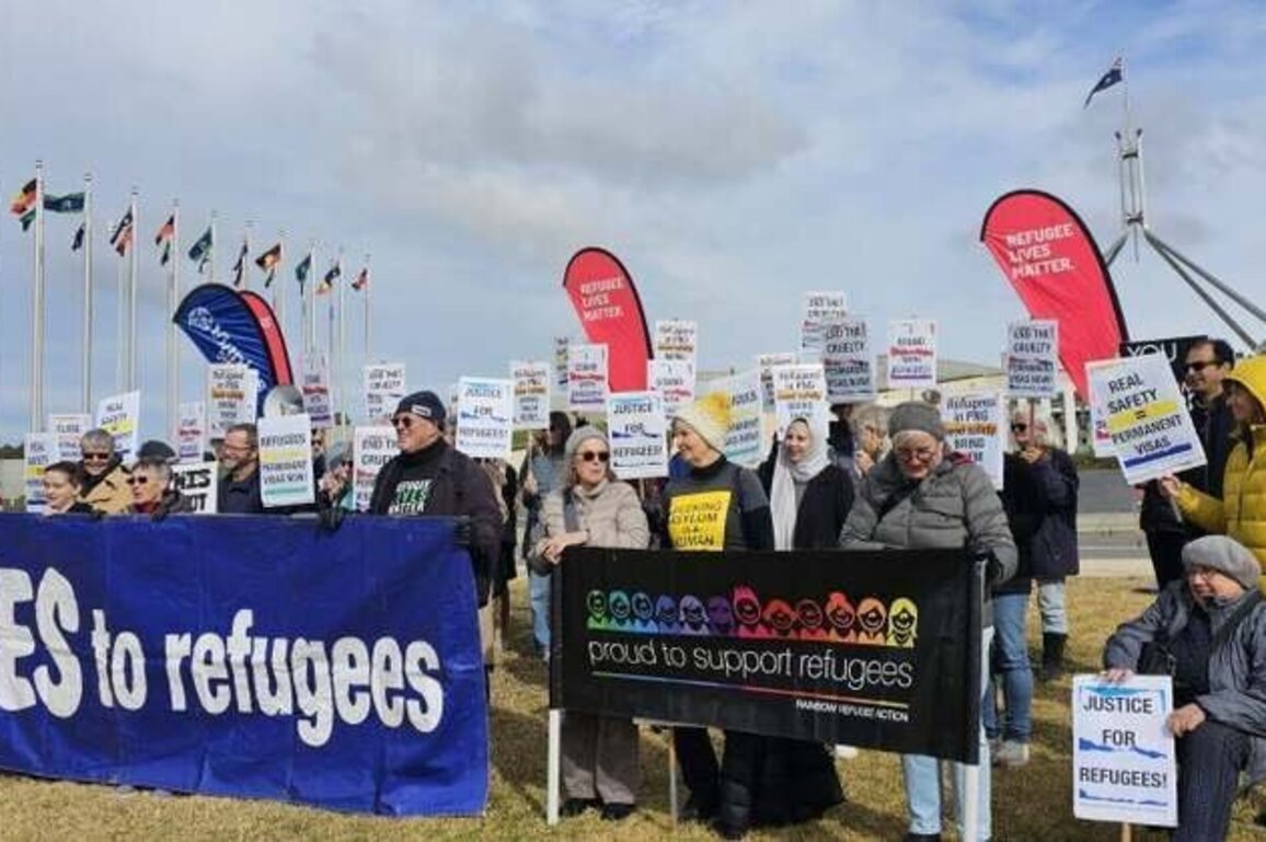 Australia: Abusive Refugee, Migration Policies Expand