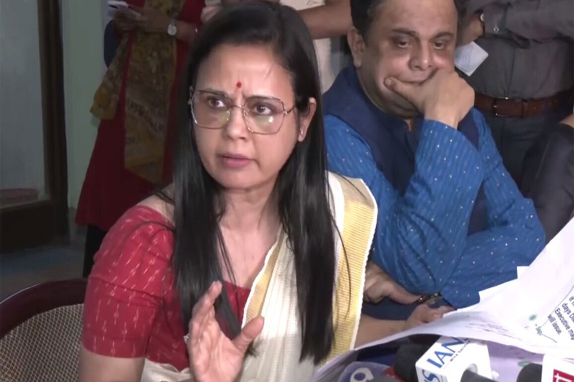 "Central govt joint secretaries continue to make secret WhatsApp groups with micro observers": Mahua Moitra