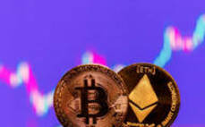Crypto investors leave exchanges at record rate