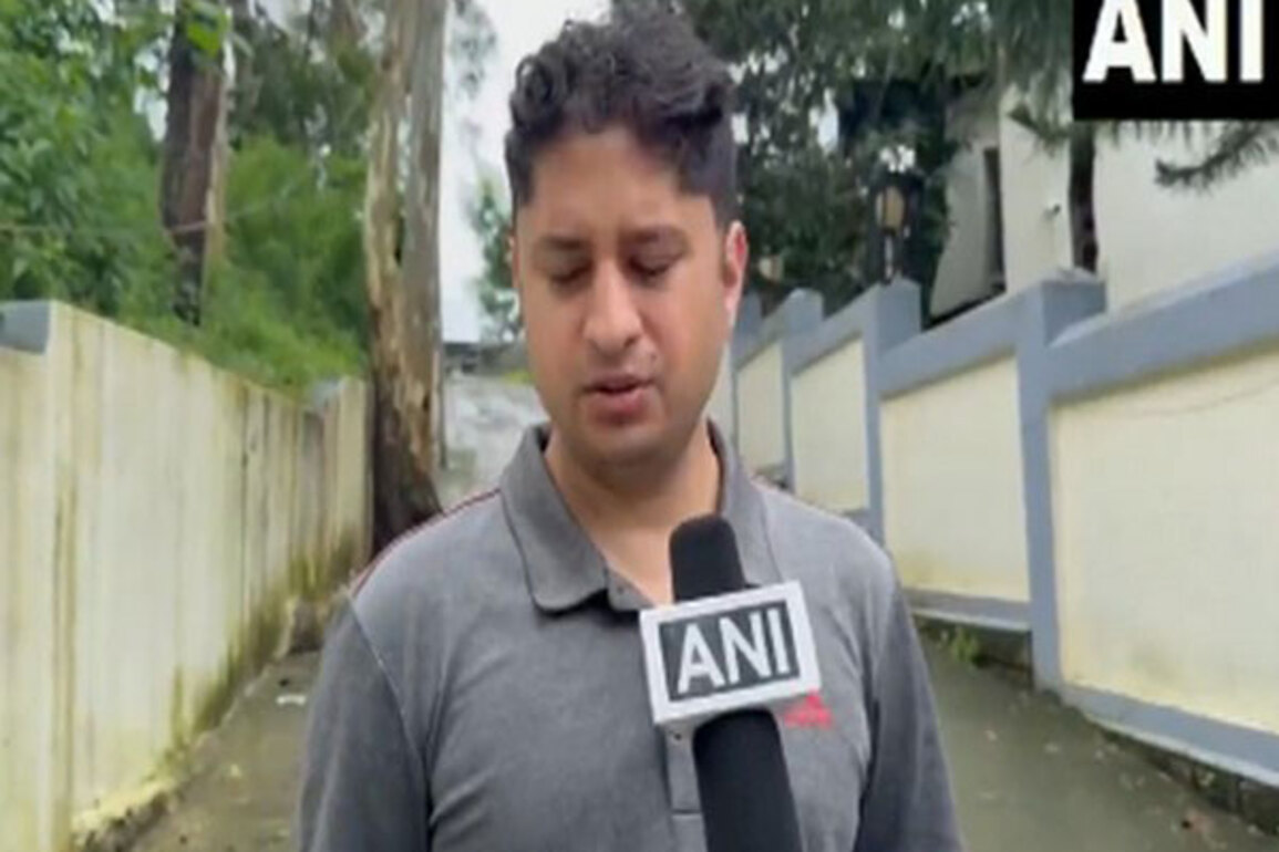 "We will plan movement of transport" Mandi DC on landslide damage in Himachal