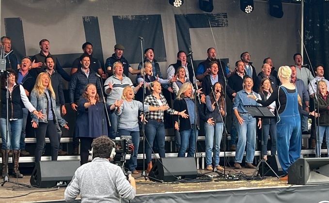 Farmers were invited to a special harvest festival hosted by Jeremy Clarkson at his pub, The Farmer's Dog in Oxfordshire. Photo and video credit: Ben Nicholson