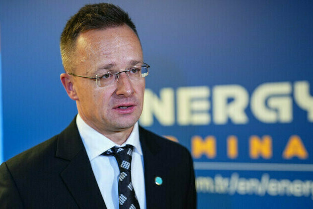 Zelensky has lost sense of reality  Hungarian FM