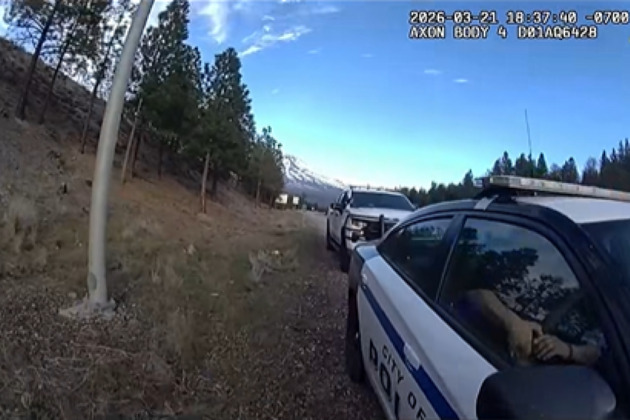 Bodycam video shows man in front seat of cruiser point gun at Mt. Shasta, Weed police officers