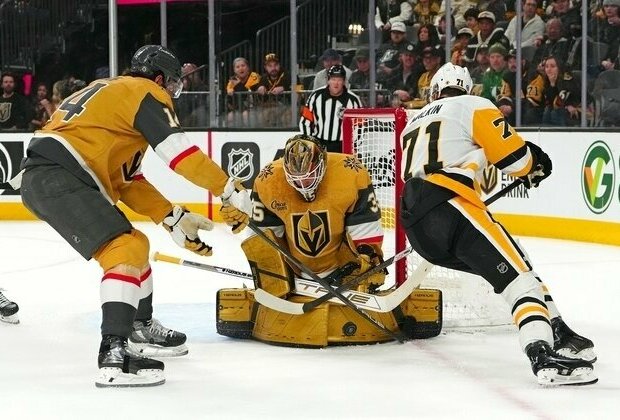 Kings out to cool off hot Golden Knights amid battle for postseason