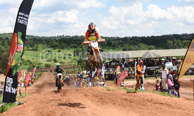 Women dare men in motocross Women dare men in motocross