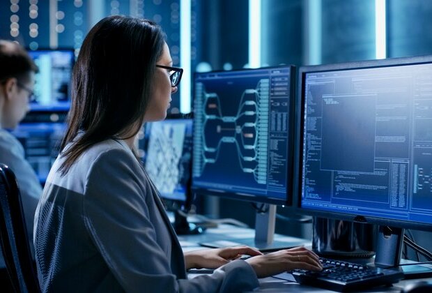 How hiring more women IT experts improves cybersecurity risk management