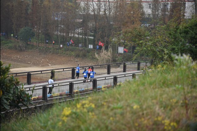 Daily Mini Marathon sets off in SW China