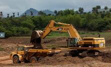 Dry mining at a Sierra Rutile operation