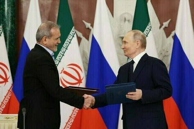 Putin enacts key treaty with Iran