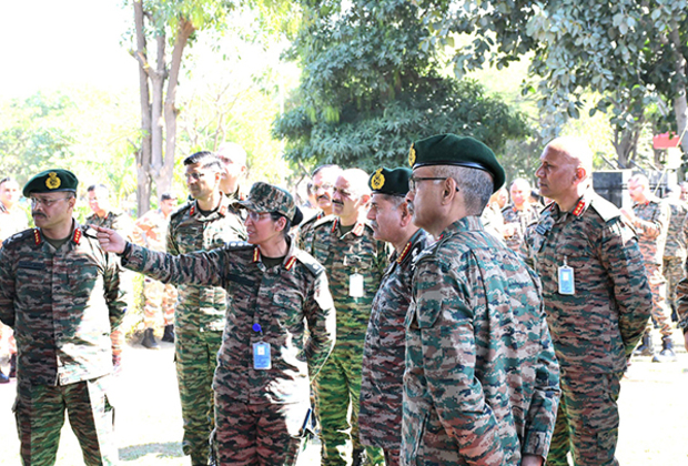 General Upendra Dwivedi reviews operational preparedness of formation for developments along Northern Borders