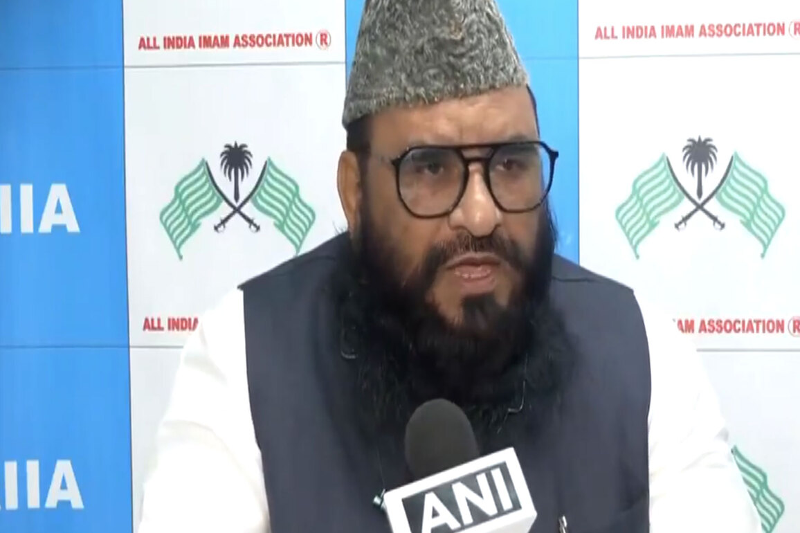 Day this country becomes Hindu rashtra, Constitution will be over: AIIA President Maulana Sajid Rashidi on Mohan Bhagwat's statement