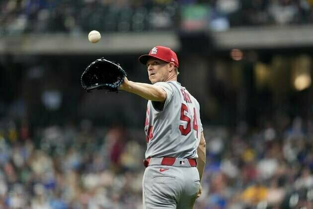 Cardinals turn to ace Sonny Gray to tame red-hot Pirates