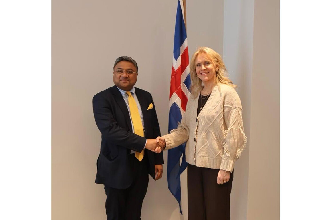 Secretary (West) calls on Iceland FM to discuss bilateral ties