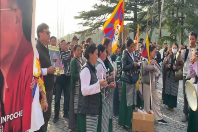 Fear mounts over imminent cremation of Tibetan Buddhist leader