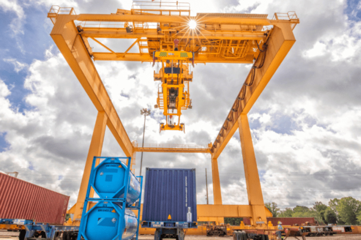 International Intermodal Center passes 1M lifts; Alabamas inland port sees 22.3% increase