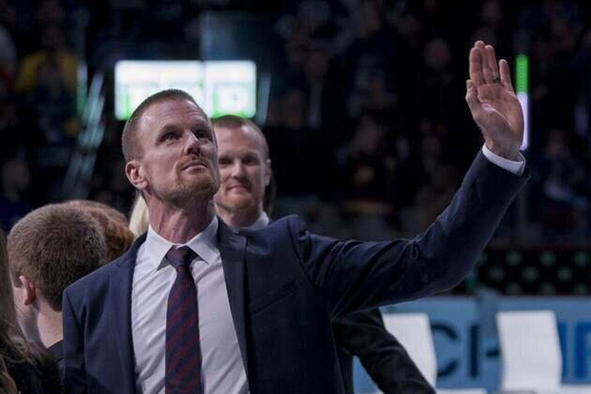 Reports: Canucks promote Ryan Johnson to GM, Sedin brothers to co-presidents
