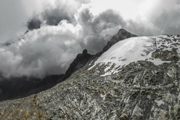 Hardy Scientists Trek to Venezuela&#039;s Last Glacier Amid Chaos